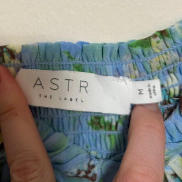 Astr The Label $129 Floral Shirred Sundress Medium - Picture 8 of 10